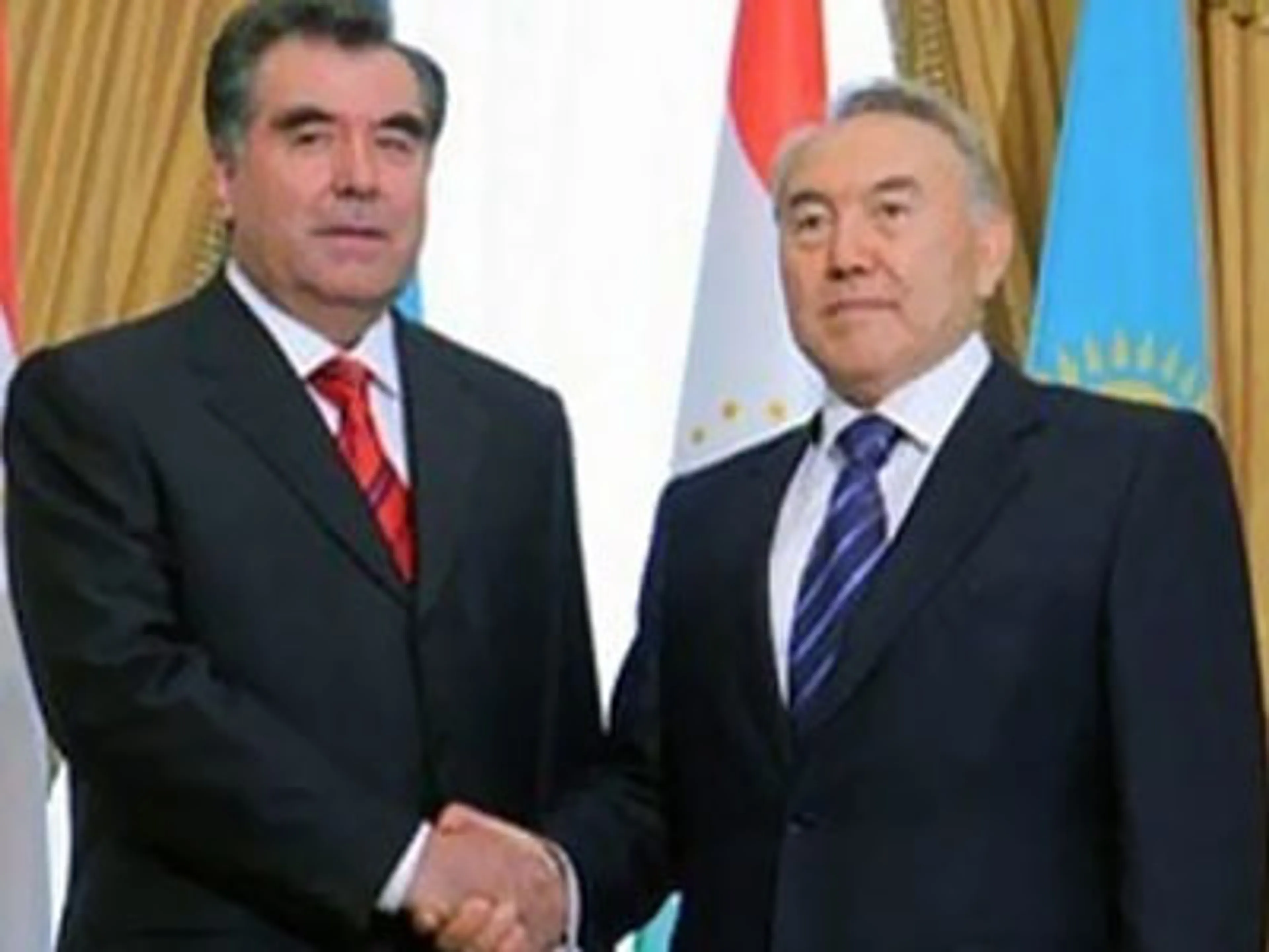 Капитал - Глава Таджикистана поздравил президента Казахстана с Днем независимости РК