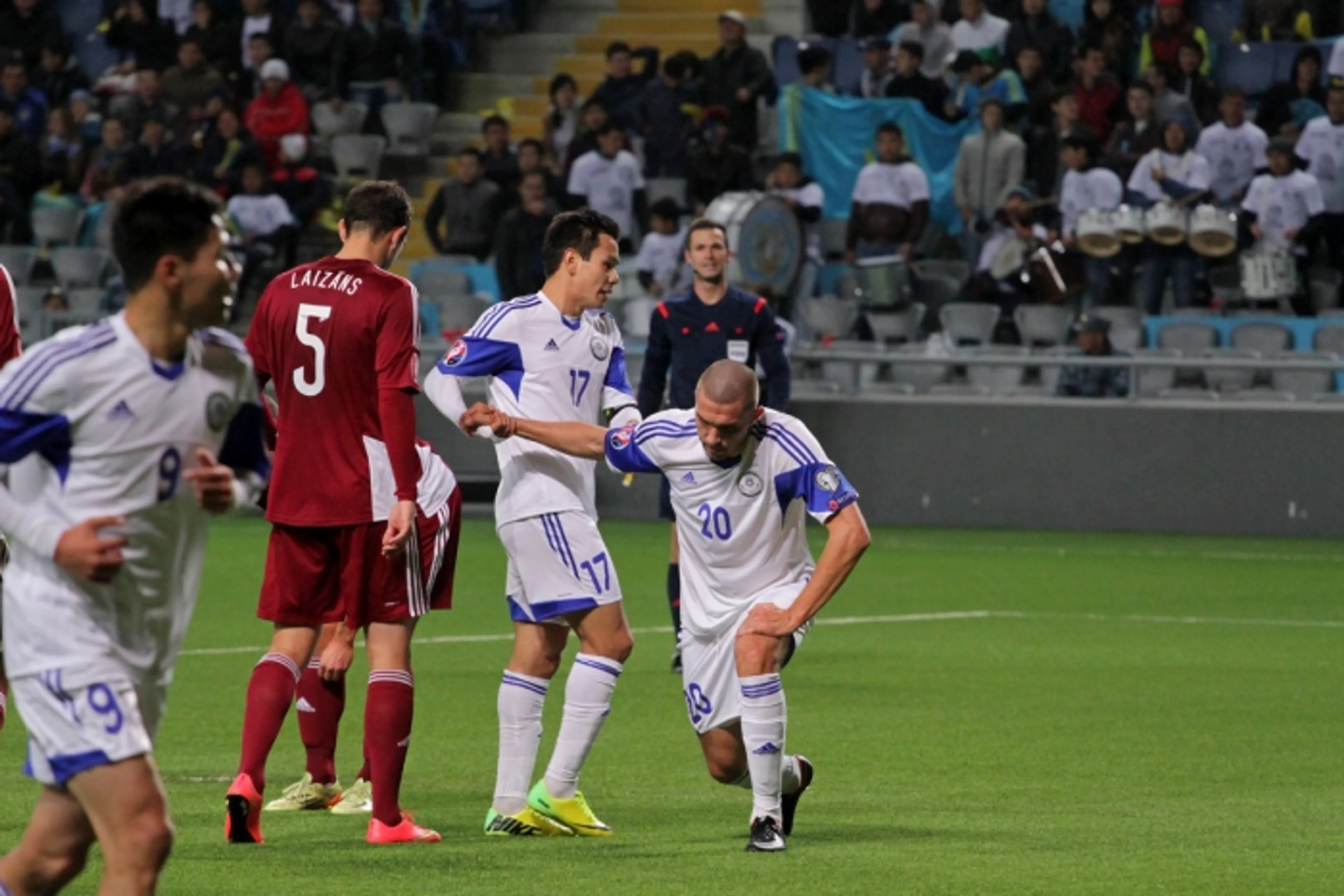 Капитал - Сборная Казахстана поднялась на четыре строчки в рейтинге FIFA