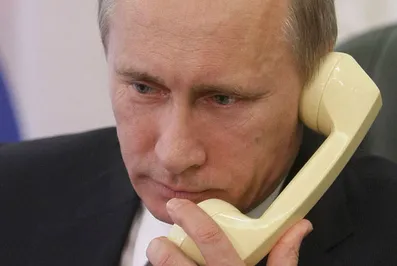 Путин позвонил Обаме