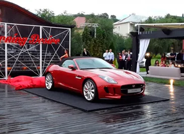 Jaguar F-Type приехал в Казахстан