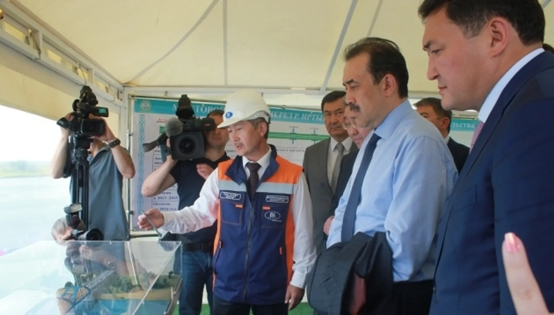 Капитал - Карим Масимов: Запуск проекта Мостовой переход надо приурочить к 25-летию Независимости РК