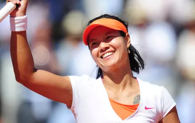 Ли На завершила спортивную карьеру