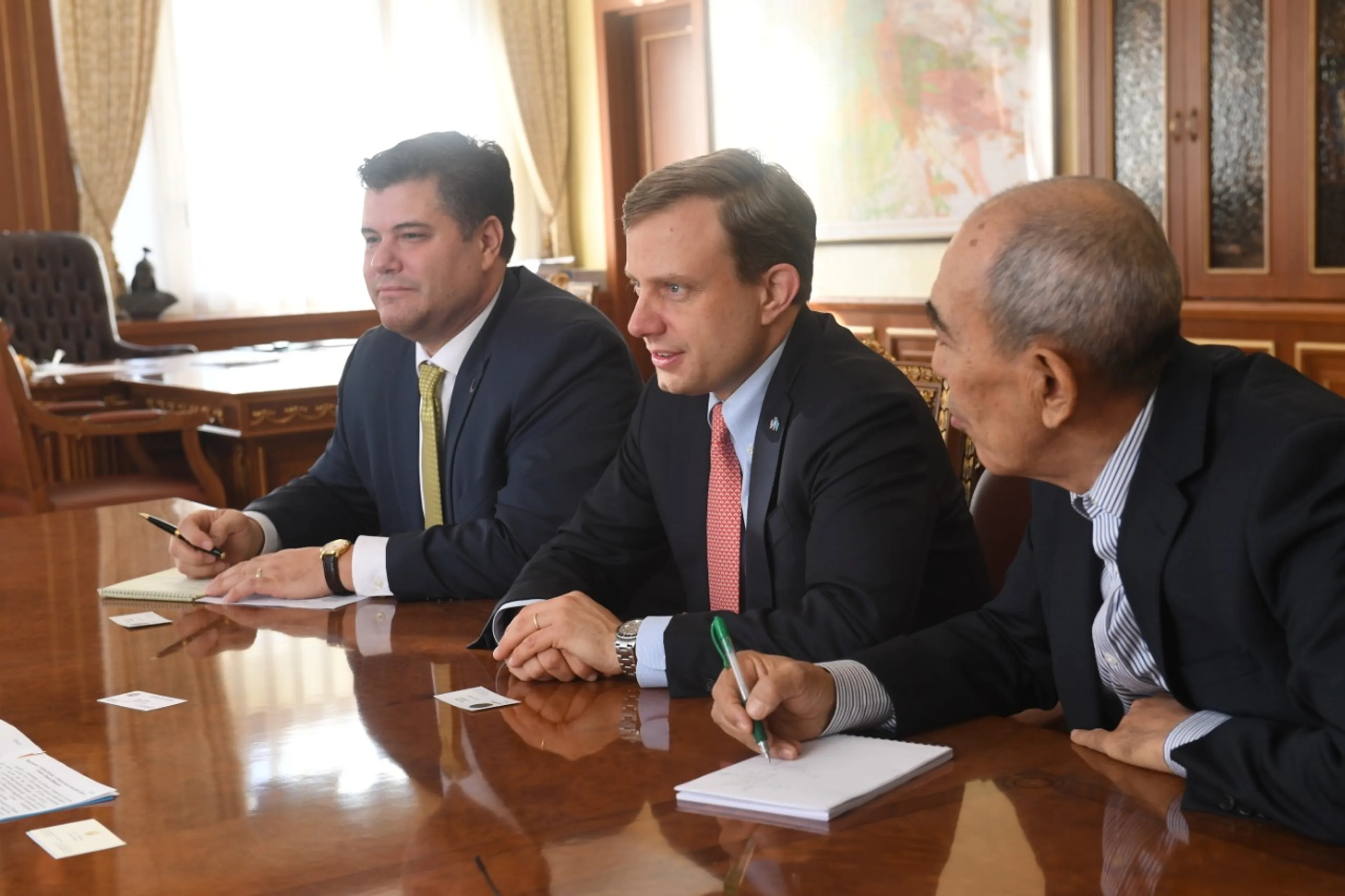 Капитал - Генконсул США: Алматы — город, куда хочется возвращаться