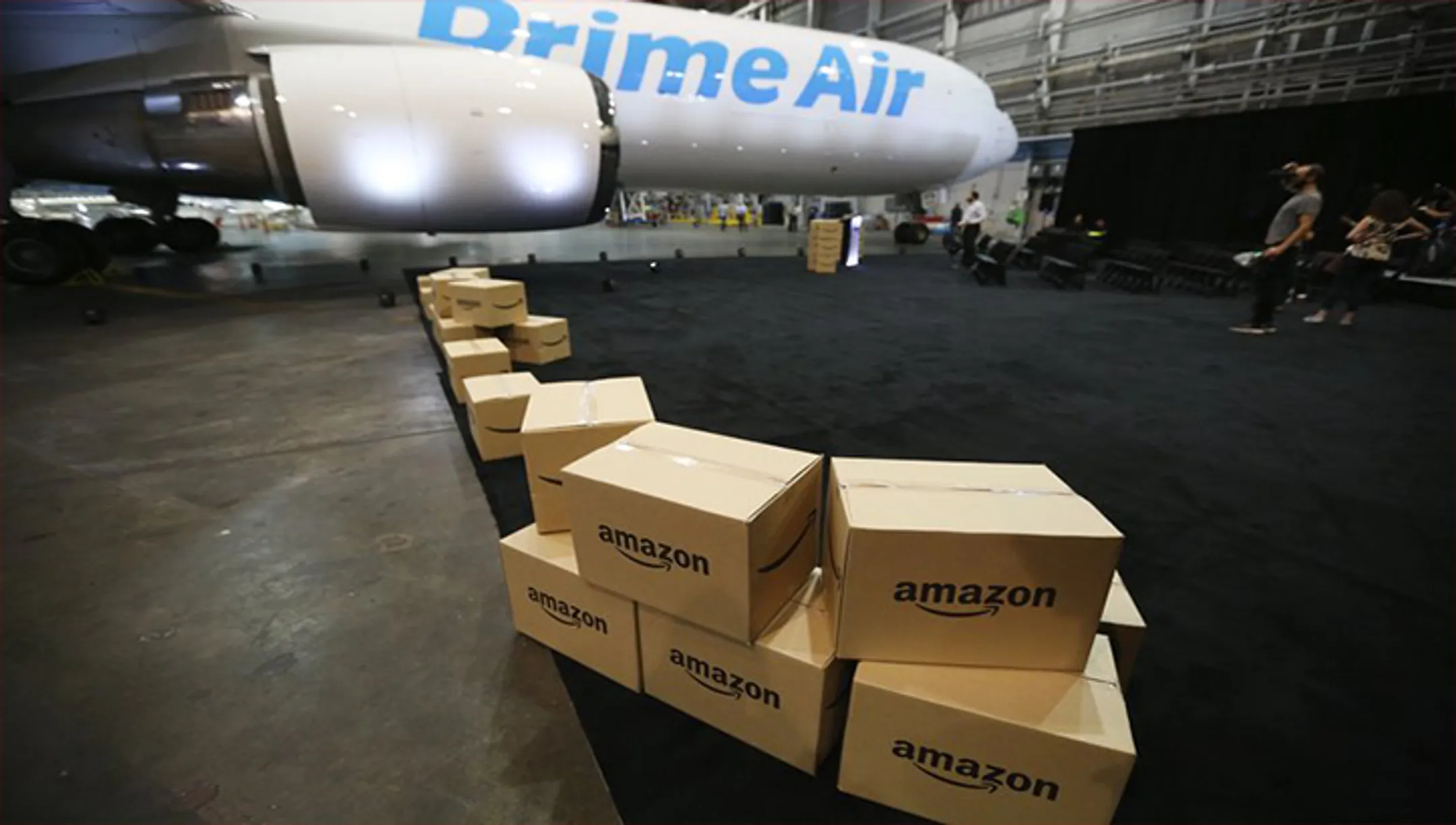 Amazon возьмет в аренду 15 самолетов Boeing для доставки посылок - Image Kapital.kz