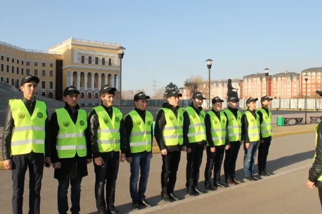 В Астане работают студенческие отряды правопорядка