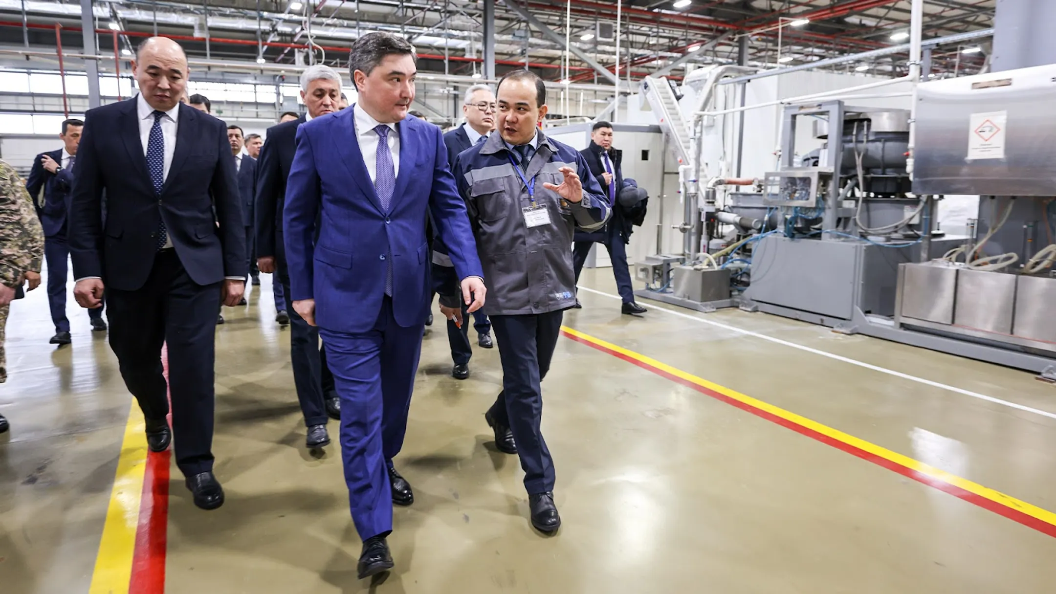 Олжас Бектенов посетил промышленные предприятия Карагандинской области - Image Kapital.kz
