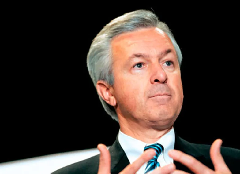 Капитал - Ведущим банкирам мира сократили зарплату