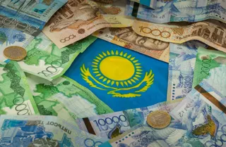 Капитал - Парламент принял поправки в бюджет на 2015-2017 годы