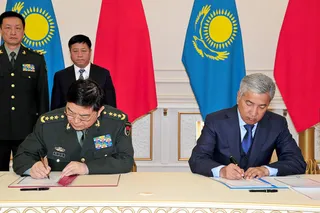 Капитал - Китай передаст казахстанской армии технику на безвозмездной основе