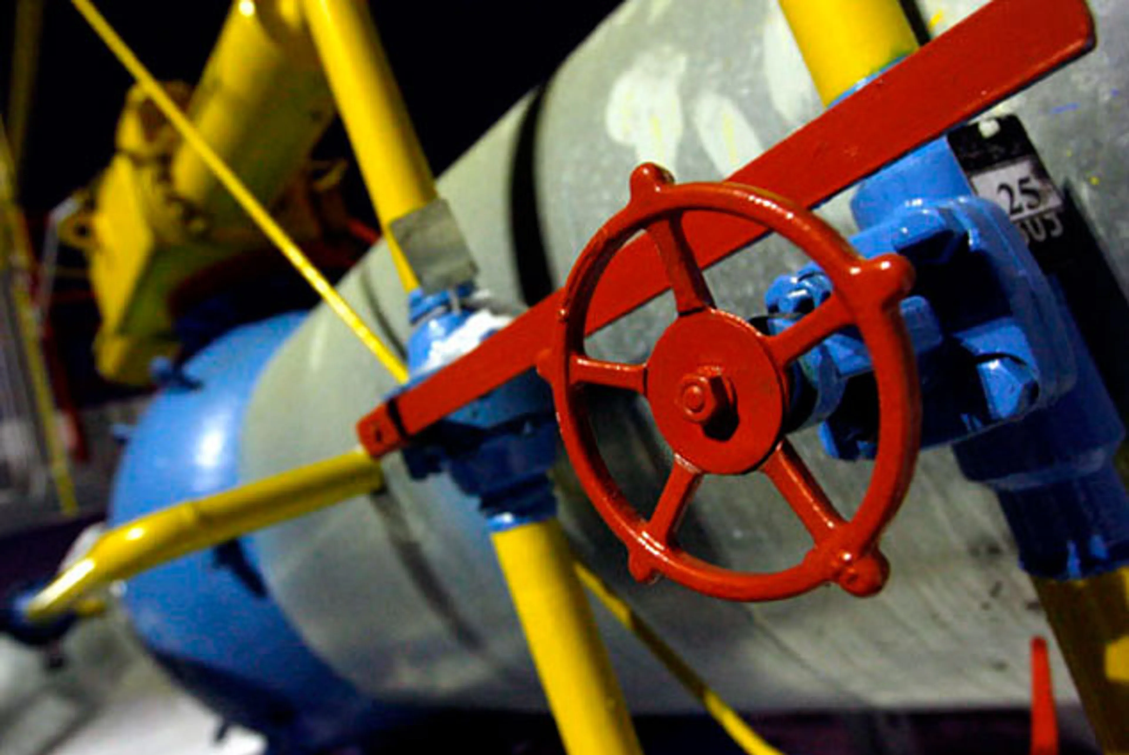 Капитал - Украина не платит за газ, но хочет получать его из ЕС