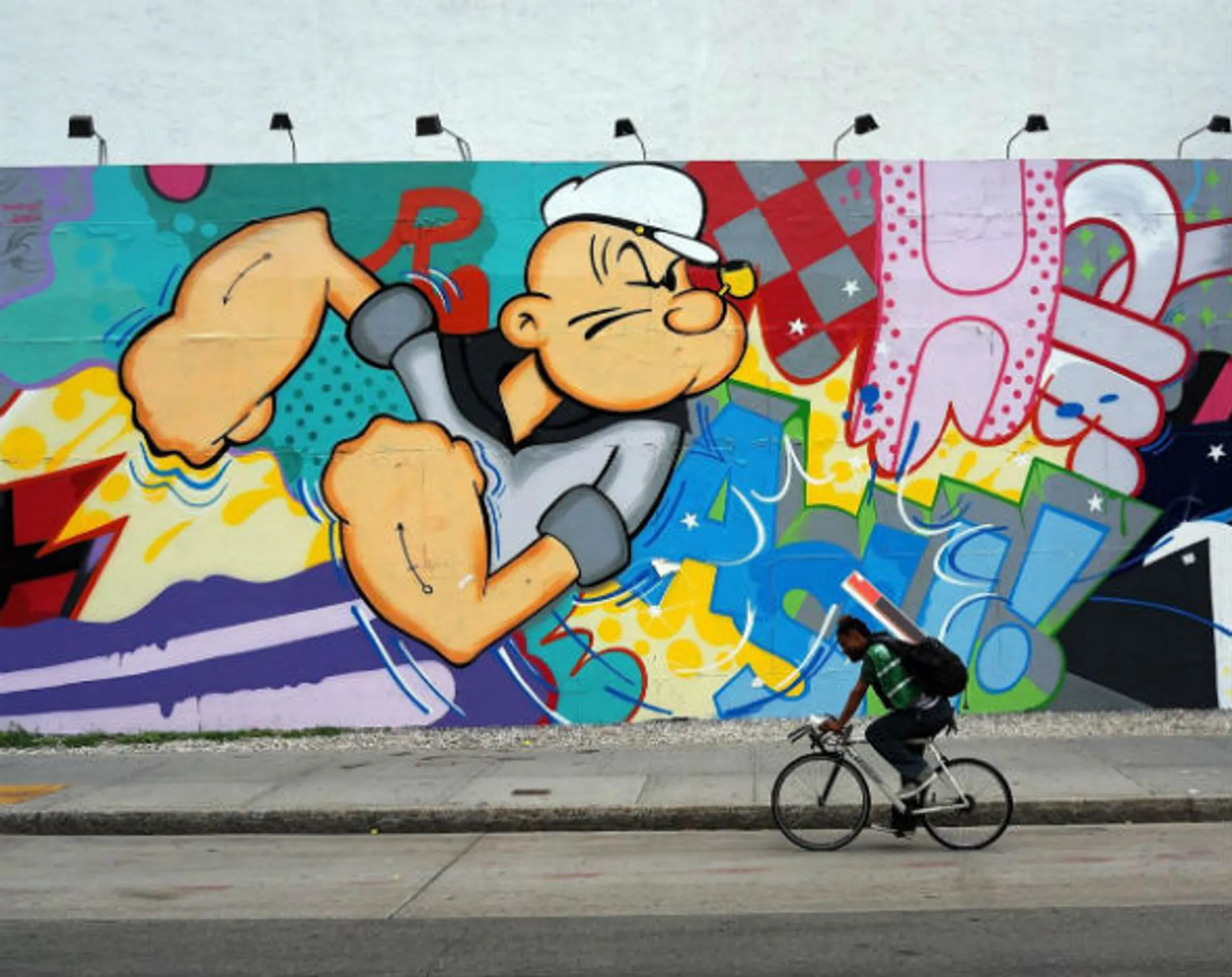 Надписи на стенах могут приносить большие деньги - Image Kapital.kz