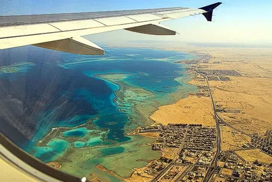 Казахстан приостановил отправку туристов в Египет