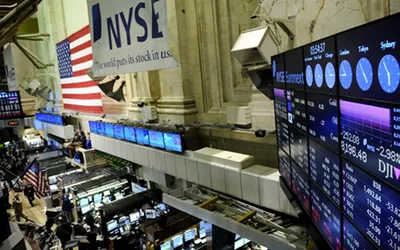 Торги в Нью-Йорке завершились обвалом основных индексов