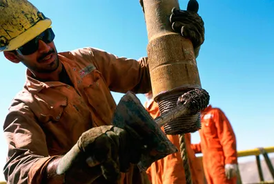 Мексика отменила монополию государства на добычу нефти