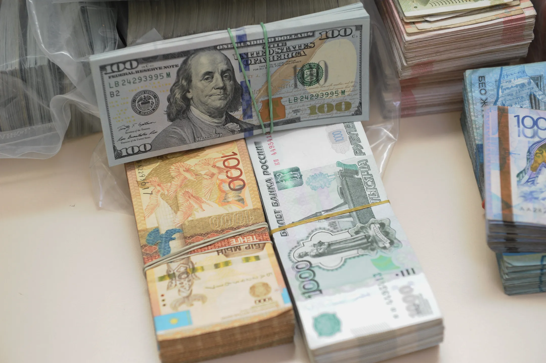Российский рубль вернул популярность у казахстанцев - Image Kapital.kz