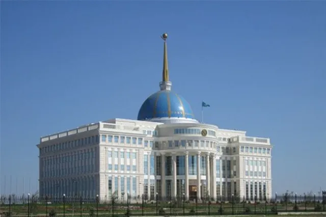 Президент Назарбаев принял главу МИД России