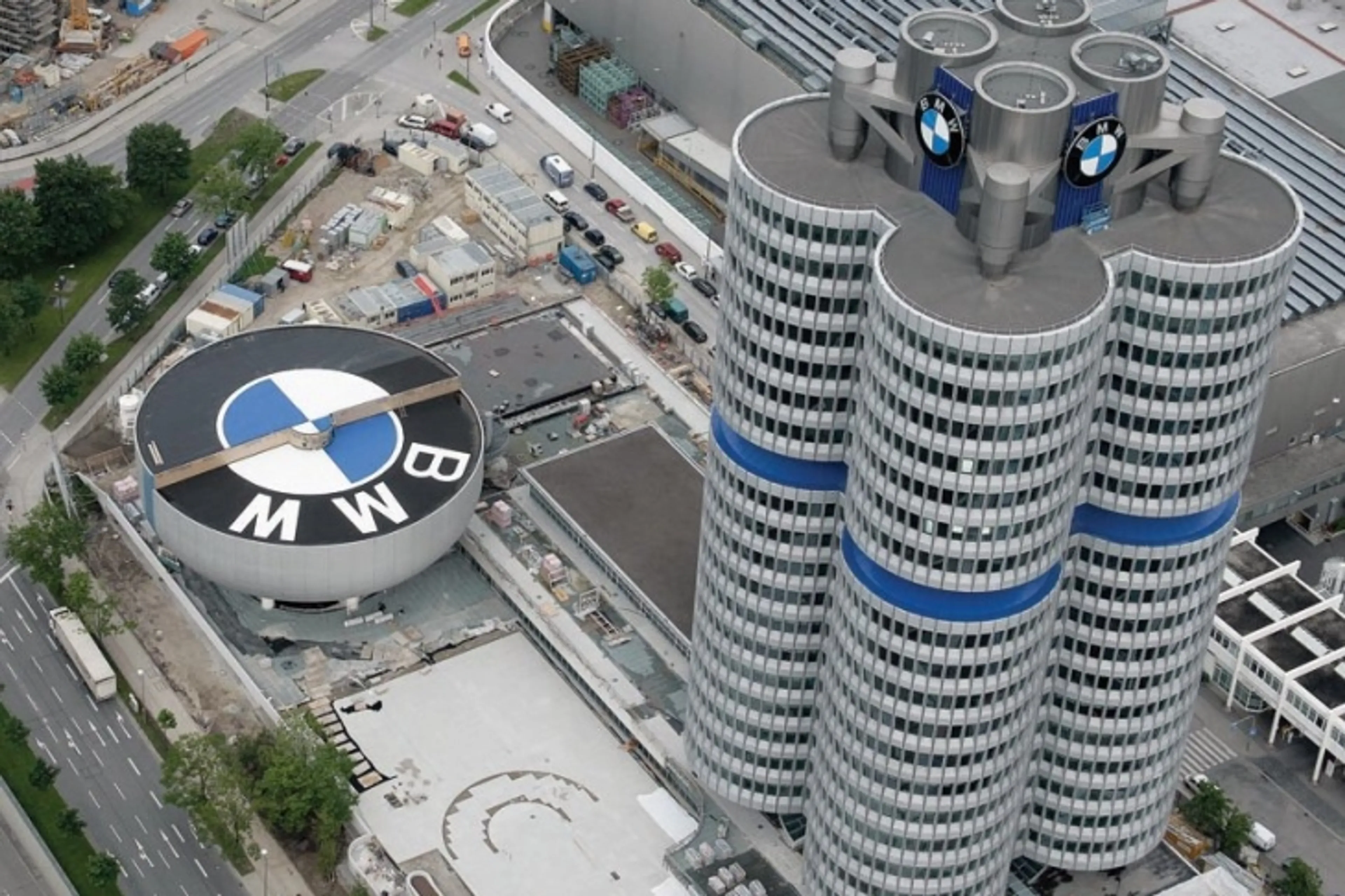 Капитал - BMW потеряла 75% прибыли
