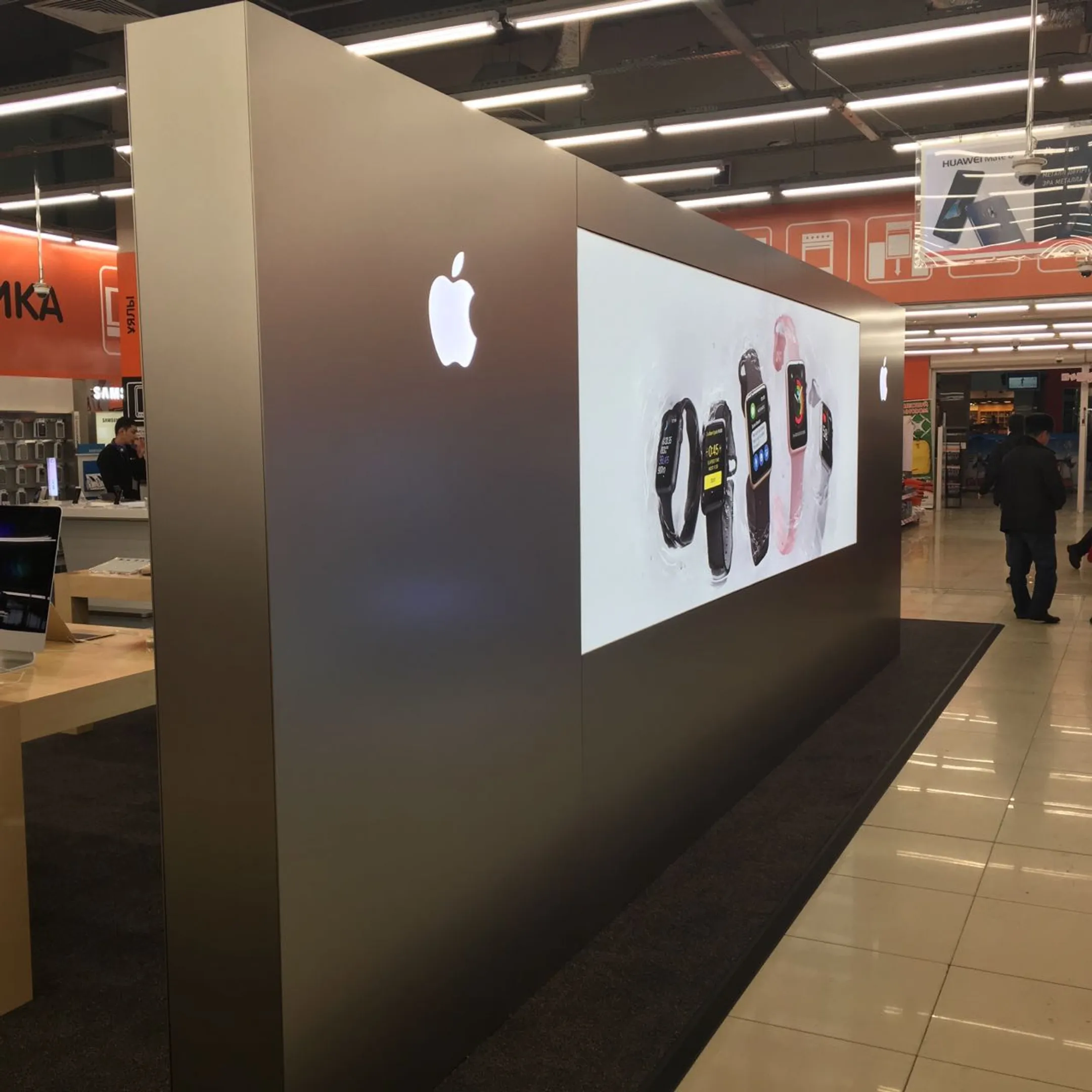 Открытие первого Apple shop в Казахстане - Image Kapital.kz