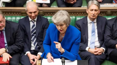 Тереза Мэй сохранила доверие Парламента