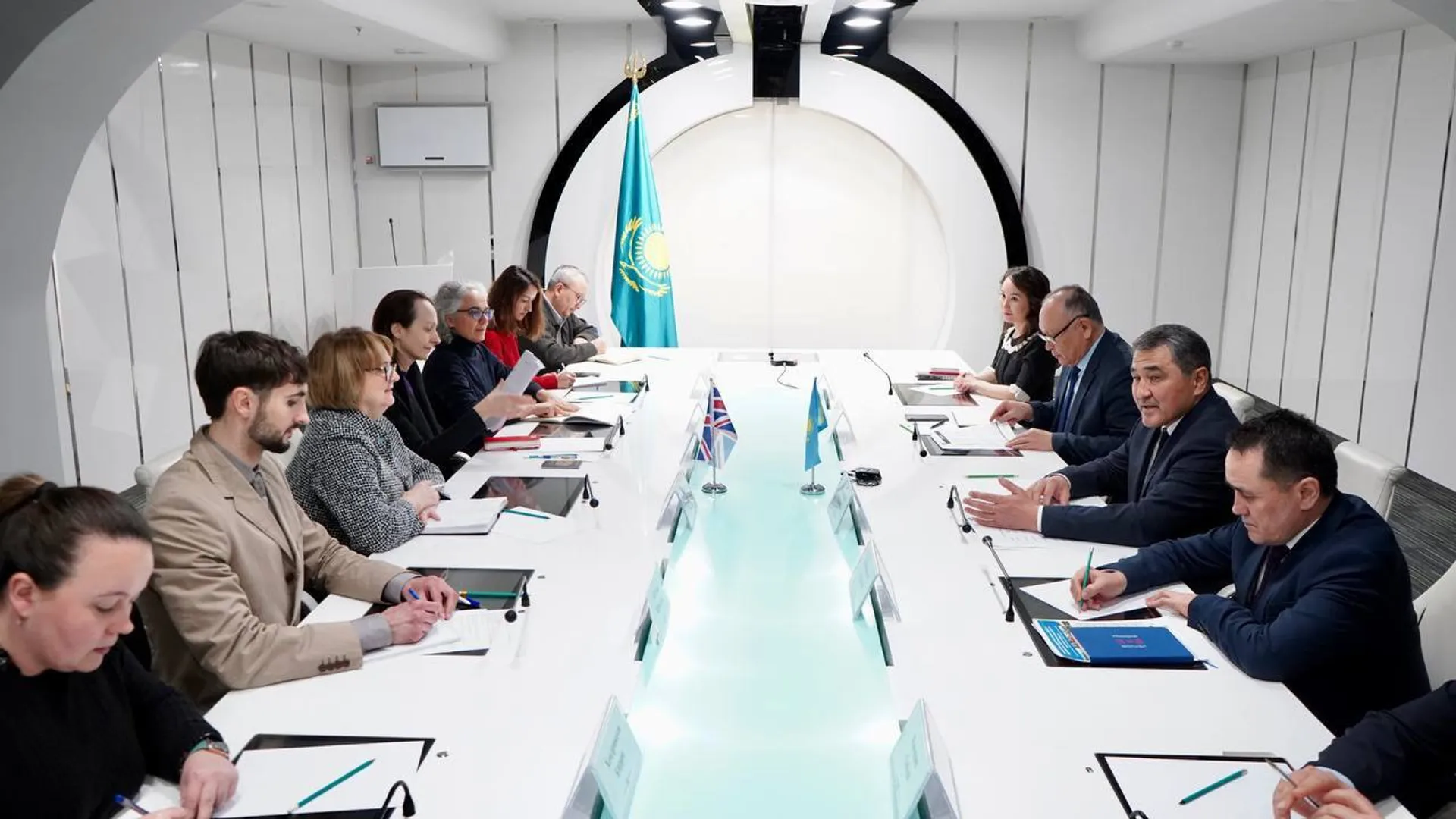 Капитал - Как Казахстан и Великобритания планируют сотрудничать в сфере водных ресурсов