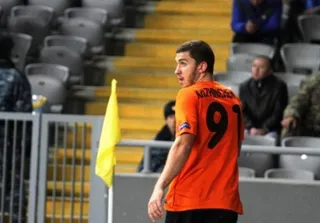 Капитал - Хижниченко подписал контракт с польской «Короной»