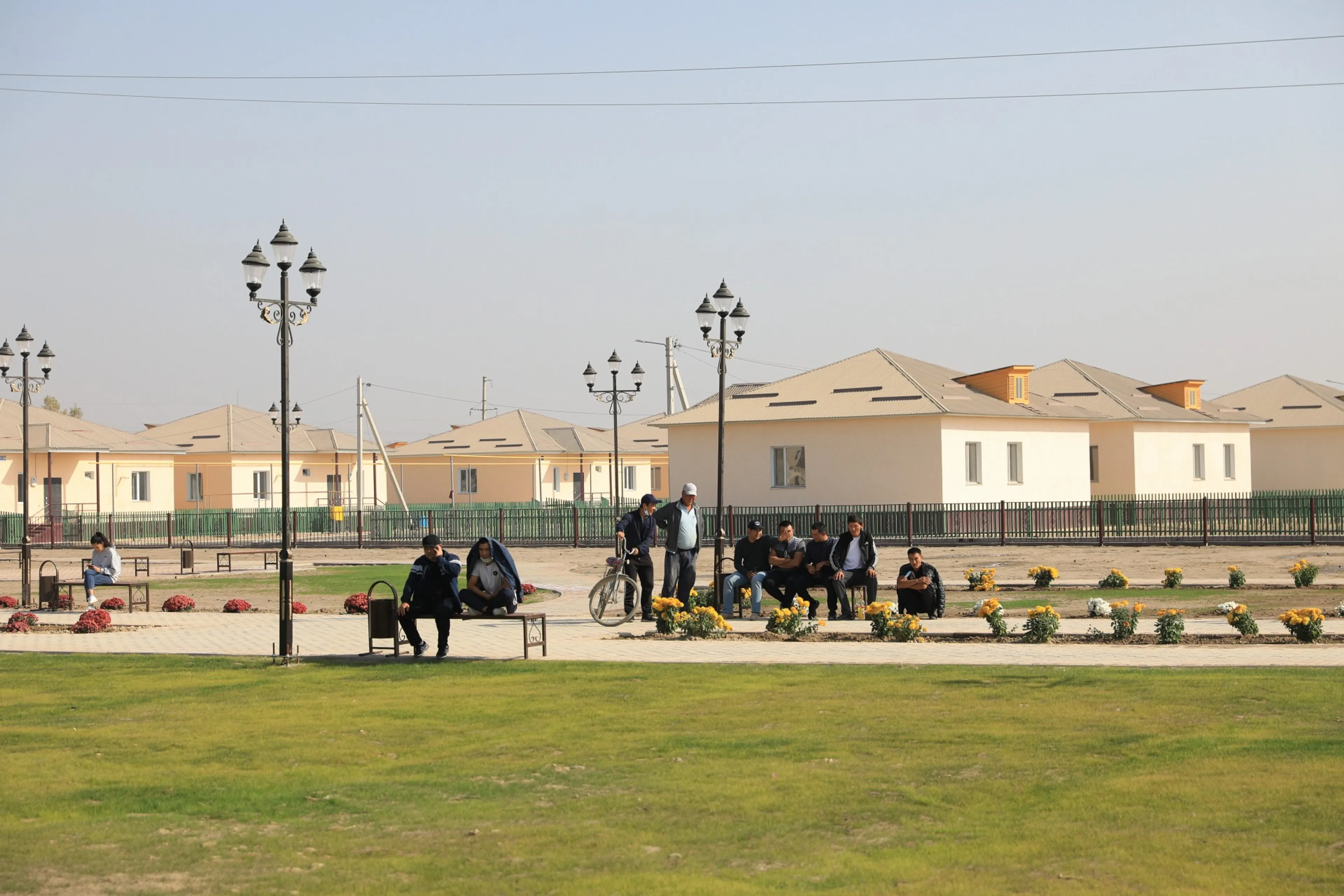 Капитал - Фонд Булата Утемуратова построил 150 домов в Мырзакенте