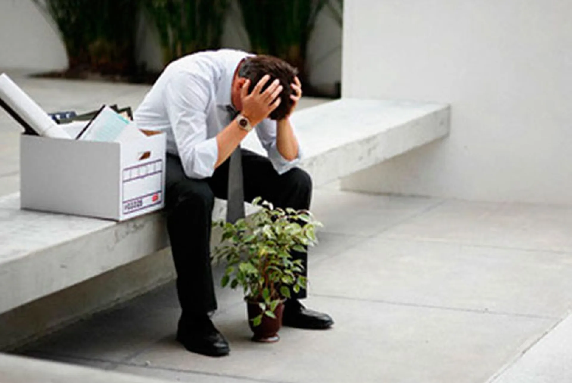 Капитал - К 2018 году число безработных достигнет 215 млн