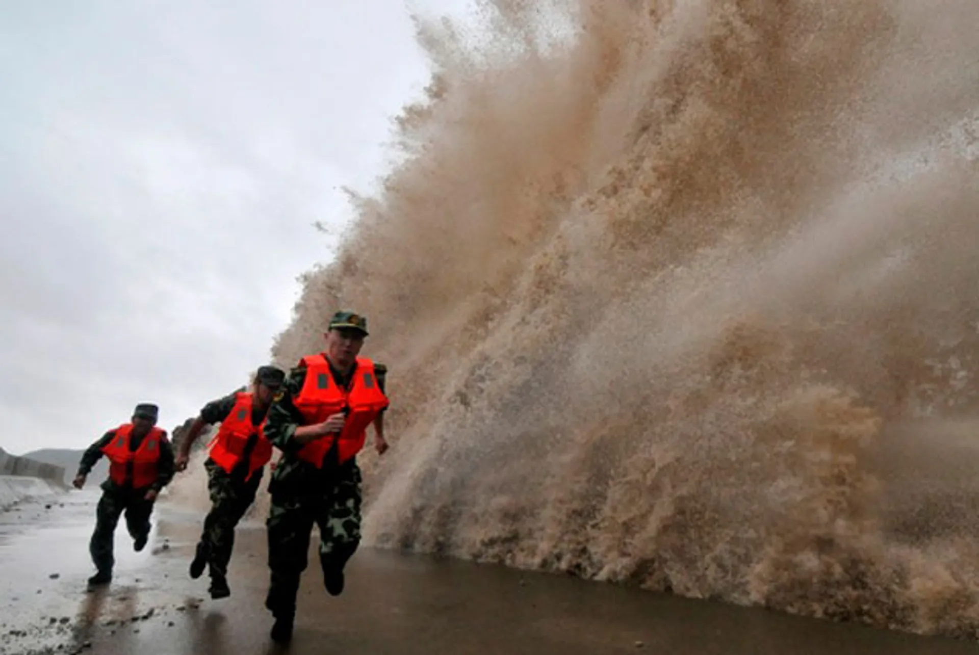 Капитал - В Китае от тайфуна пострадали 7 млн. человек