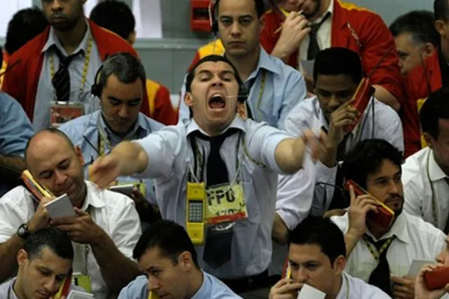 Нефть подскочила в цене до двухлетнего максимума из-за Сирии