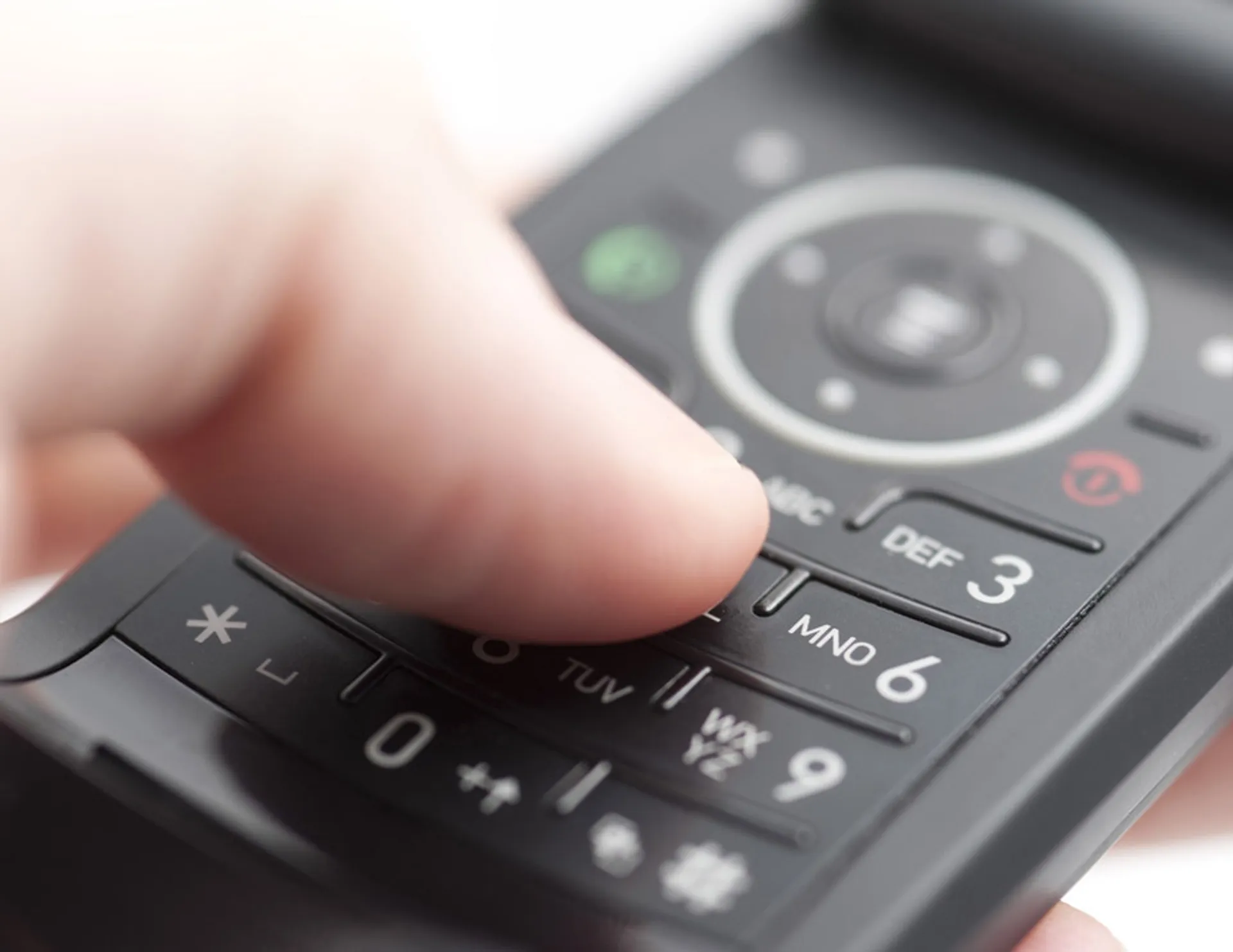 Капитал - Kcell и Beeline снизят тариф в среднем на 17%