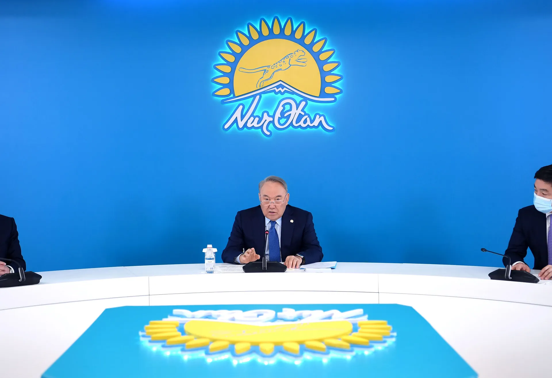 Капитал - Нурсултан Назарбаев: Следует сохранить преемственность