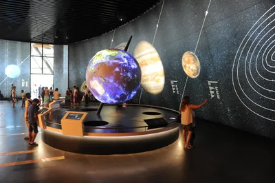 У них и у нас: сравниваем EXPO в Лондоне, Париже, Сан-Франциско и Астане