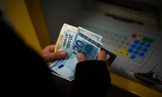 Капитал - Курсы тенге к инвалютам на 5 августа