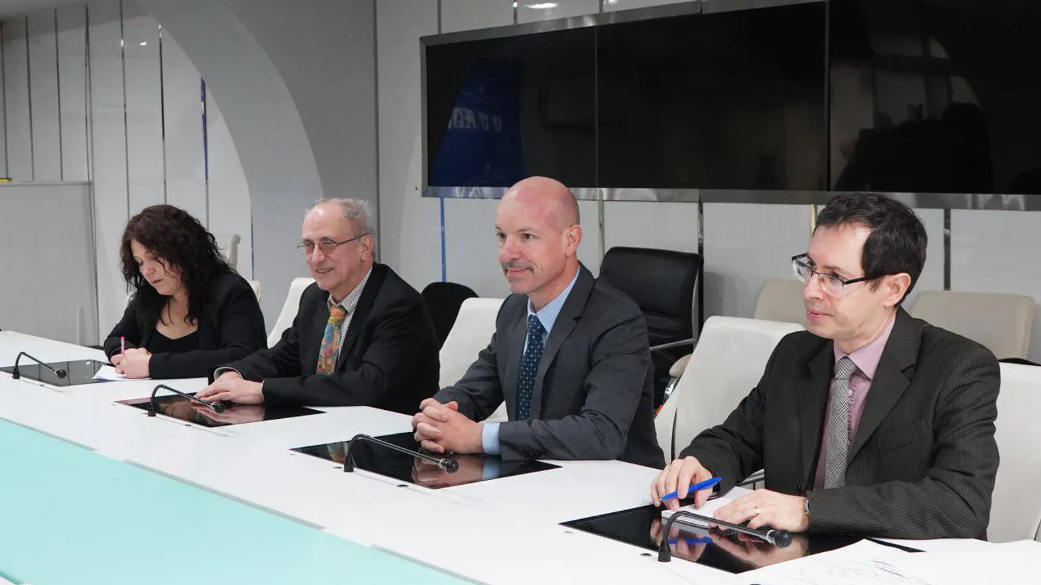 Казахстану предложили провести исследование бассейна Балхаша - фото kapital.kz