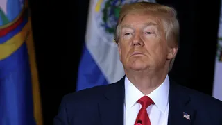 Капитал - Дональд Трамп назвал импичмент госпереворотом