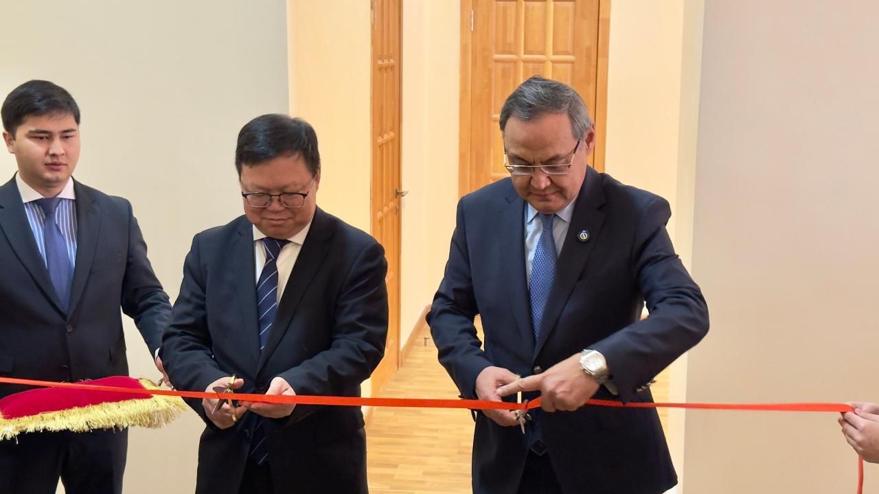 Казахстан и Китай создают лабораторию пространственно-временного ИИ 3720104 - Kapital.kz 