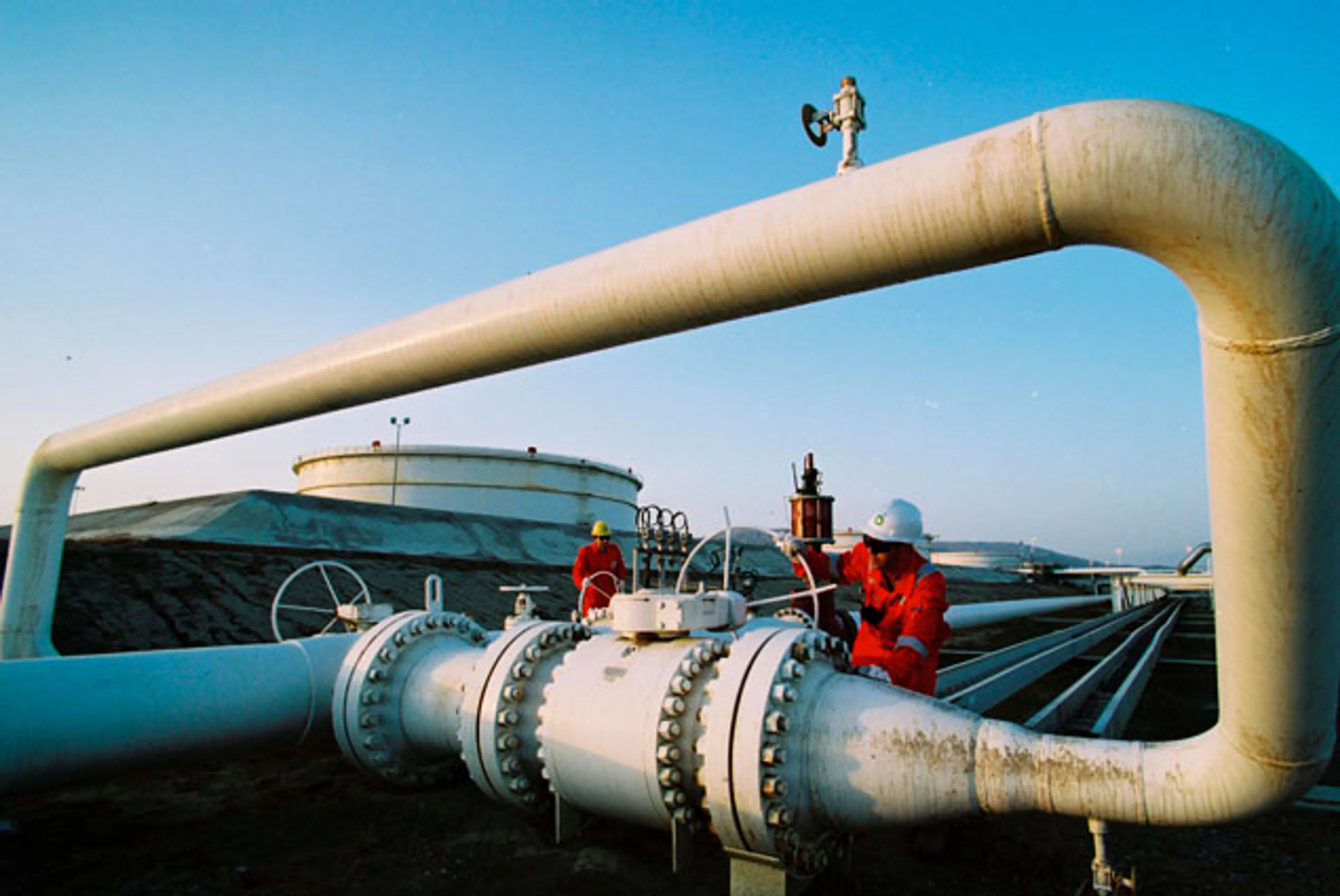 Капитал - Возобновлен экспорт нефти  из РК через Азербайджан