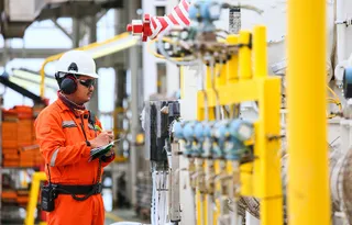 Капитал - Brent торгуется на уровне $56,82 за баррель