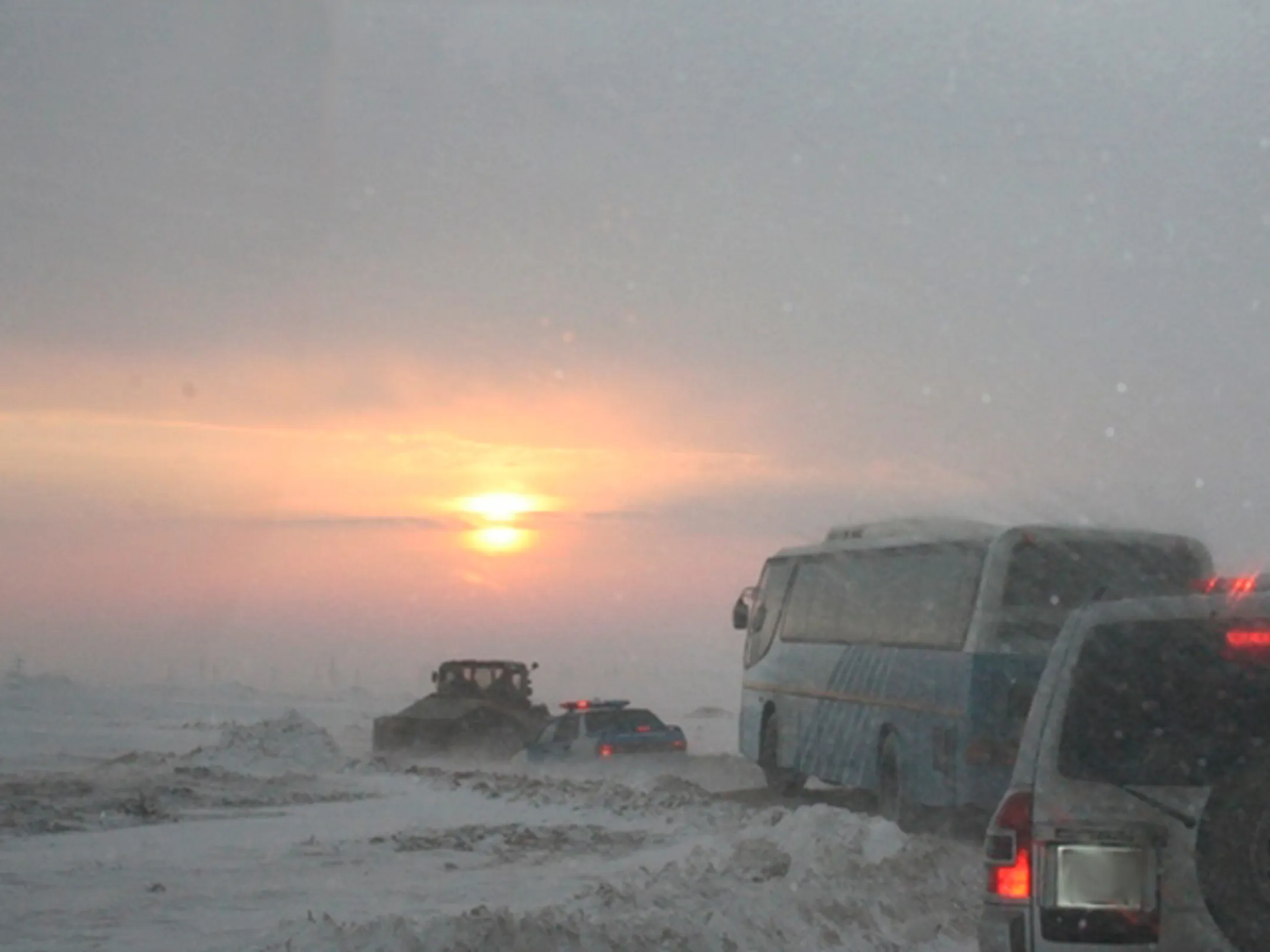 Информация о закрытых дорогах и ограничениях движения - Image Kapital.kz