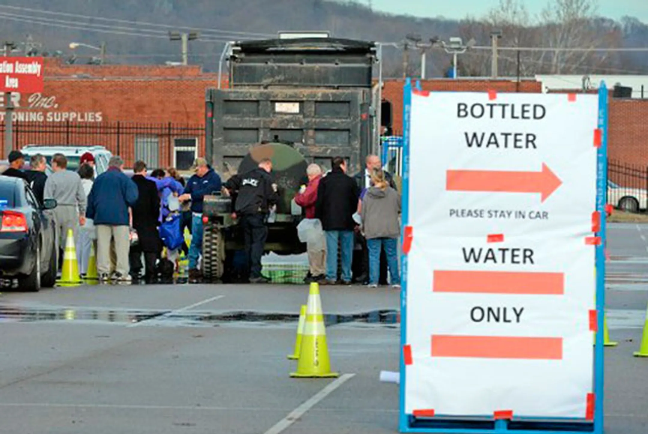 От утечки химикатов в США пострадали 1 тыс человек - Image Kapital.kz