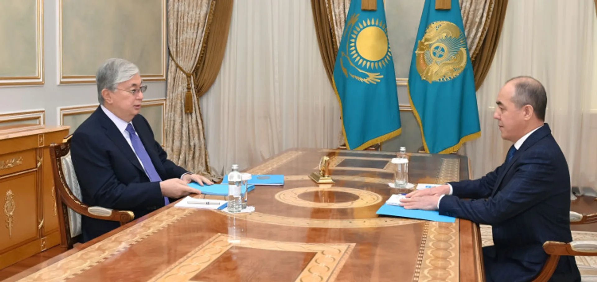 Капитал - Президент принял акимов четырех областей