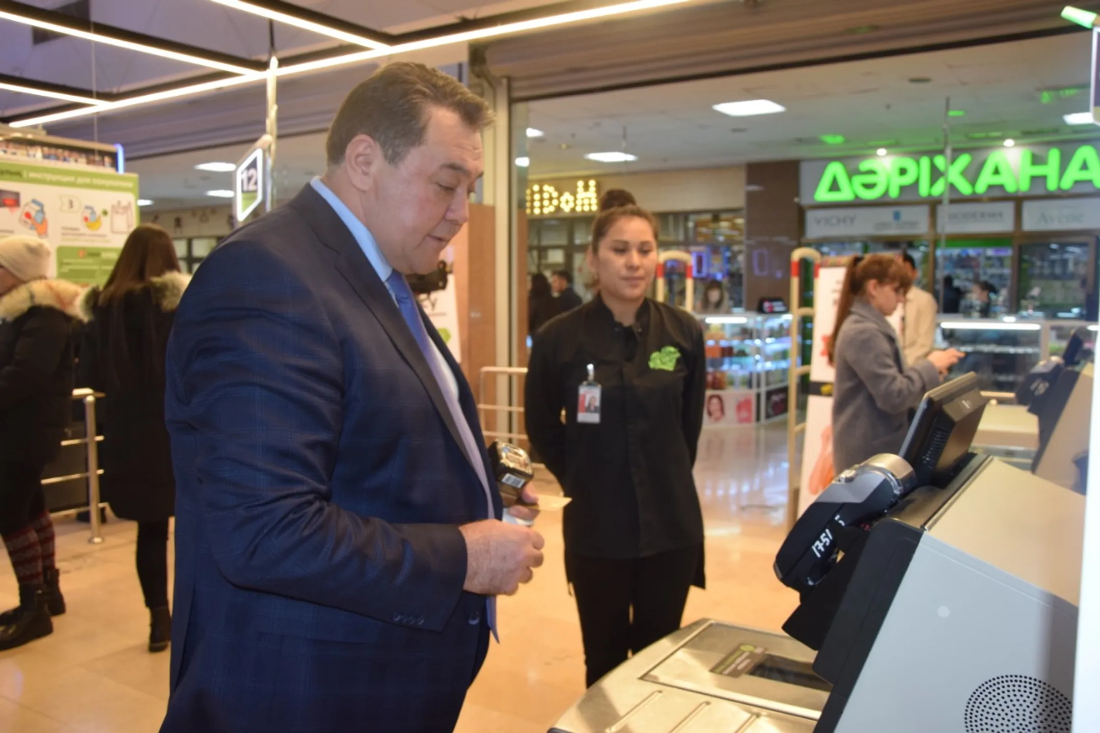 В Алматы в Small появились кассы без продавца - Image Kapital.kz