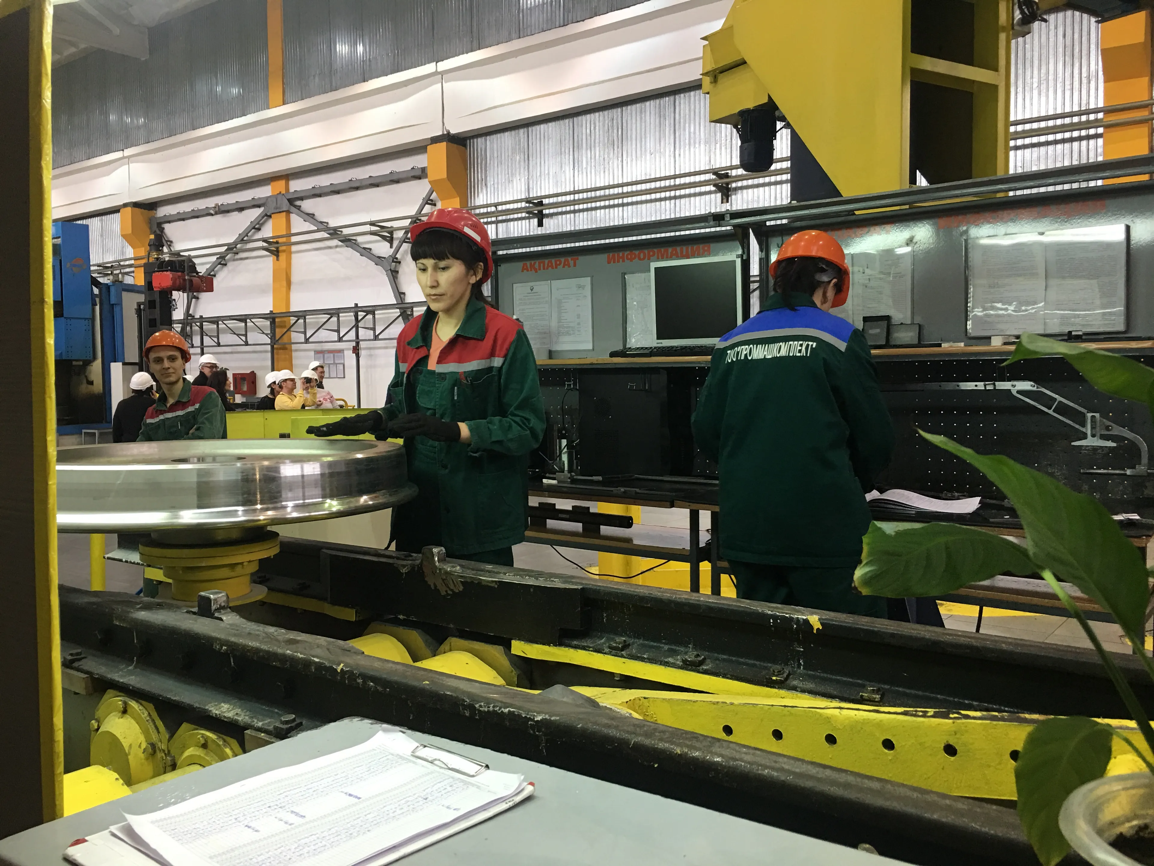 Капитал - Кто выпускает оборудование для железных дорог