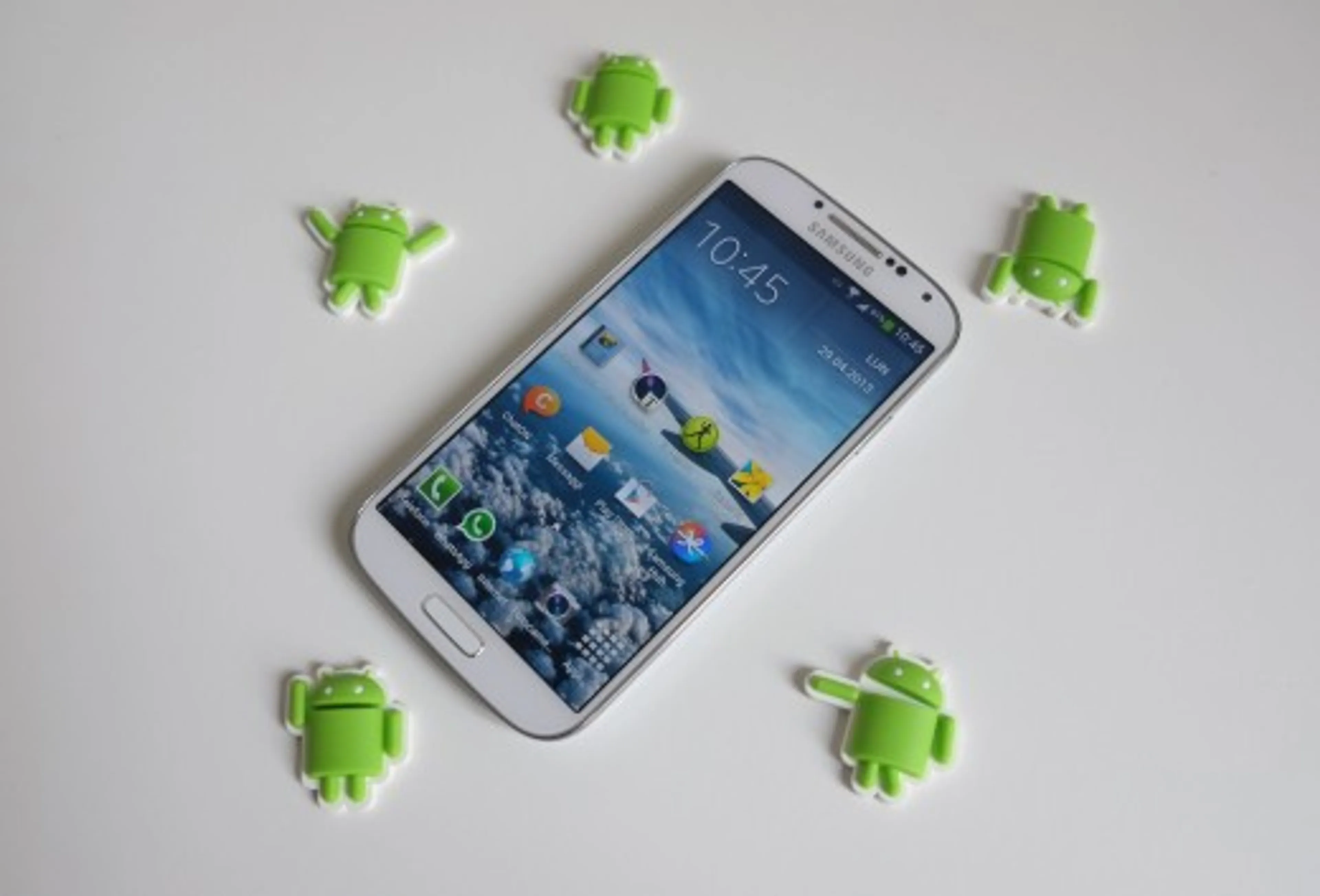 Капитал - Samsung представил новый смартфон Galaxy S5