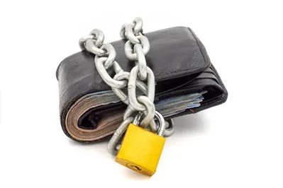 Банковские вклады перестают быть тайными