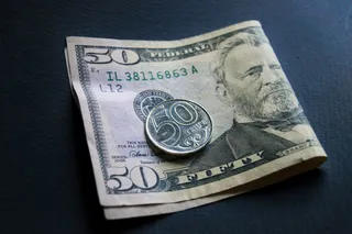 Капитал - Дневные торги: 383,78 тенге за доллар