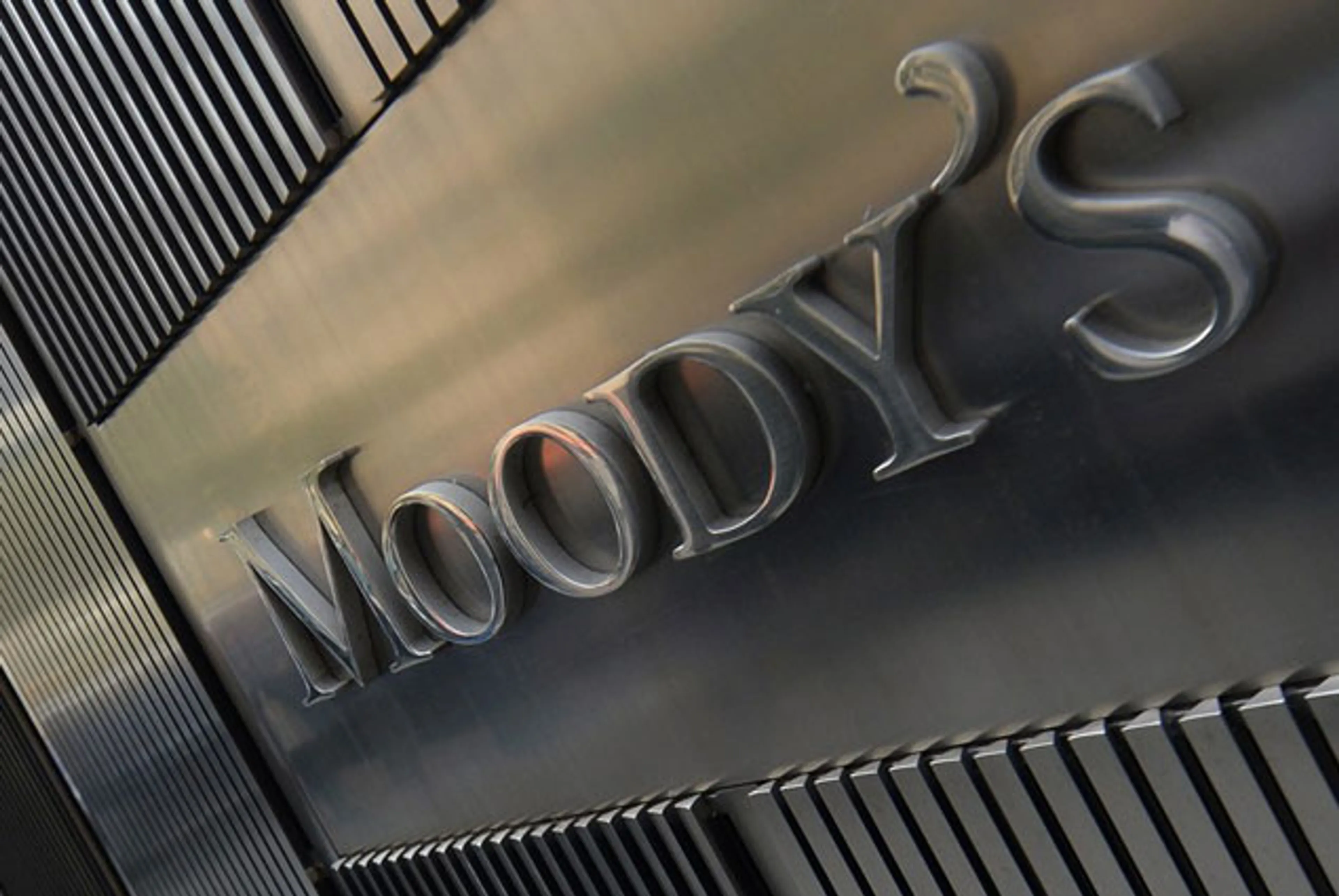 Капитал - 6 стран, по которым Moody's изменило прогноз