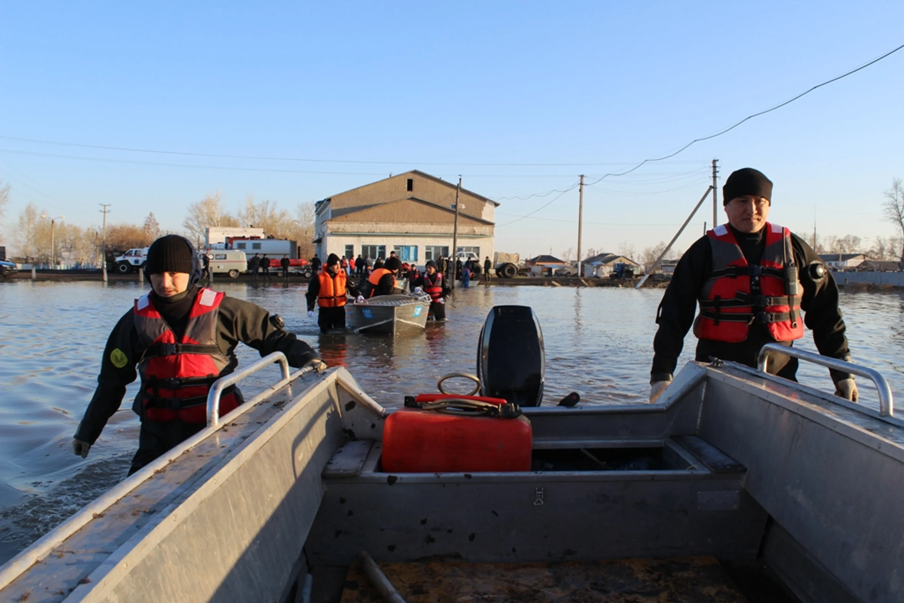 Капитал - Свыше 19 тыс. пострадавших от паводков получили гуманитарную помощь