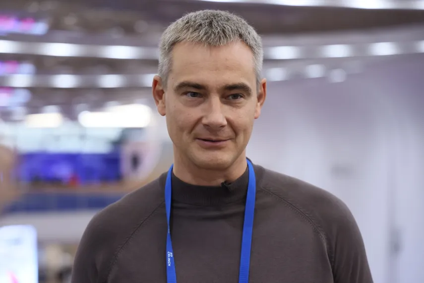 На фото Евгений Панов