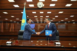 Капитал - Жансеит Туймебаев и Алтай Кульгинов подписали 4 меморандума